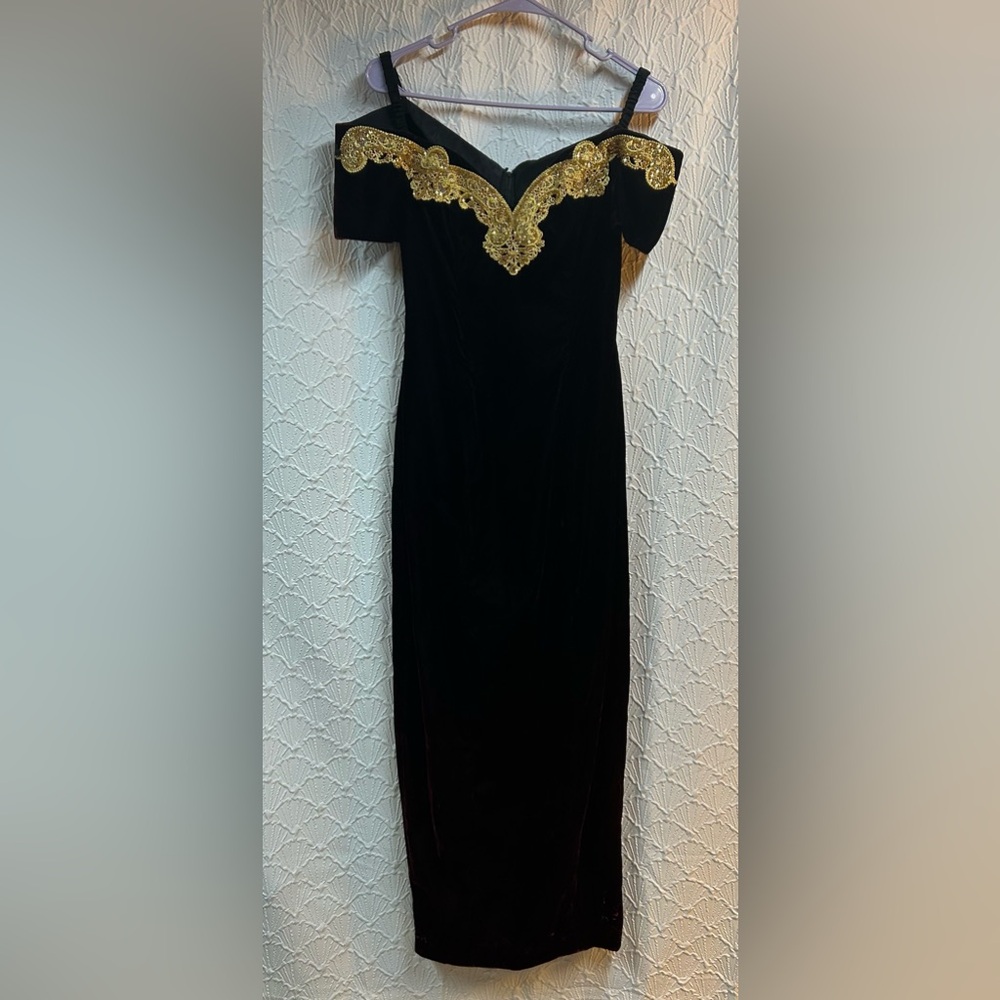 Vintage Rampage Size 5 Deep Dark Red and Gold Dress
